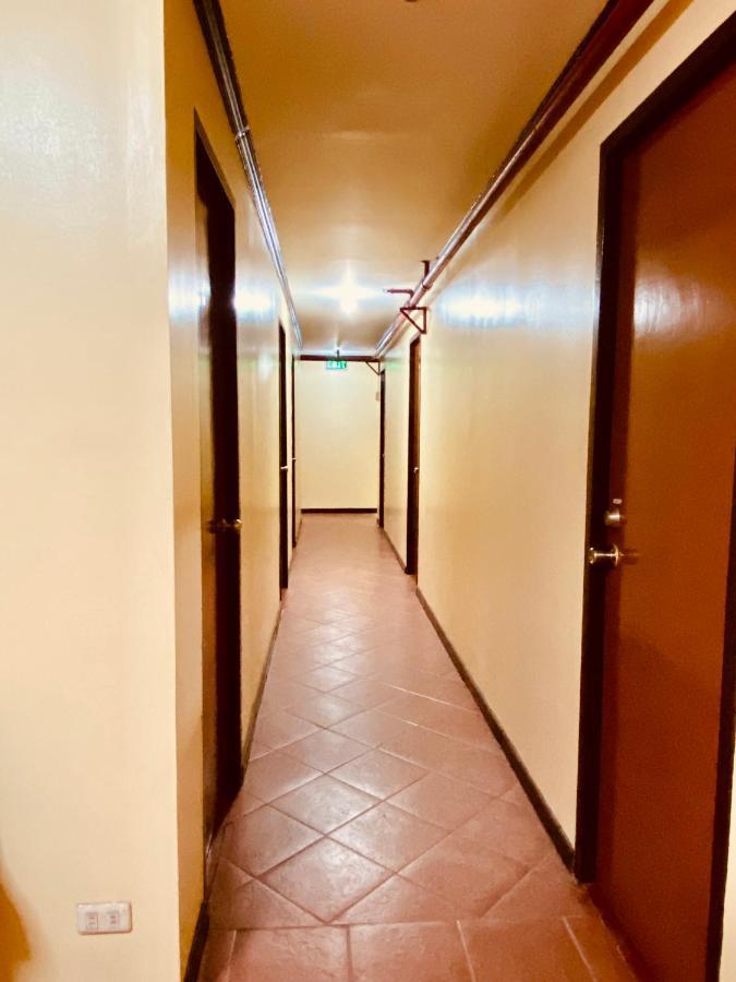 Achievers Dormitory Cebu Екстер'єр фото